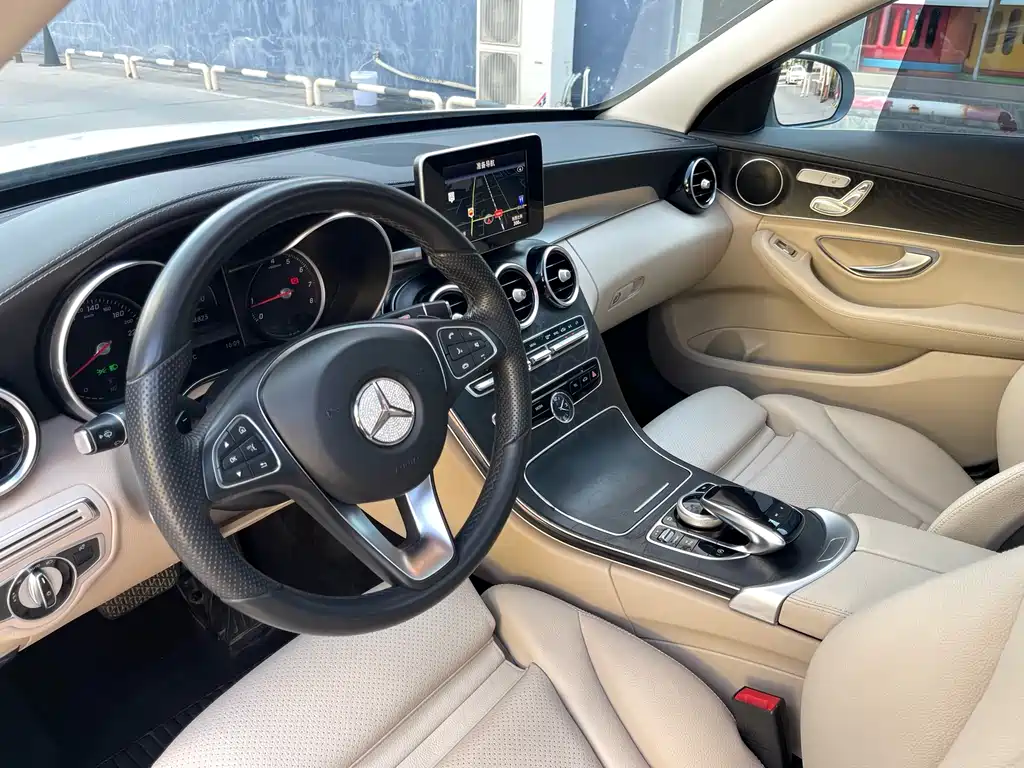 MERCEDES-BENZ C CLASS