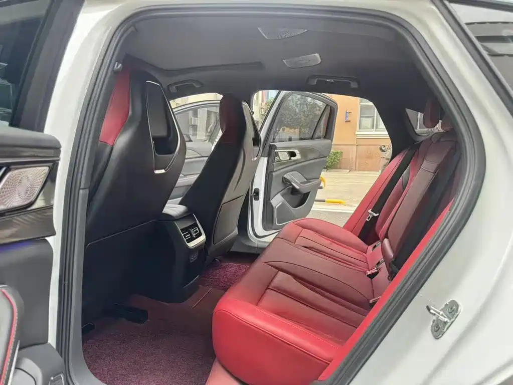 Hongqi Hongqi H6 — миниатюра 9
