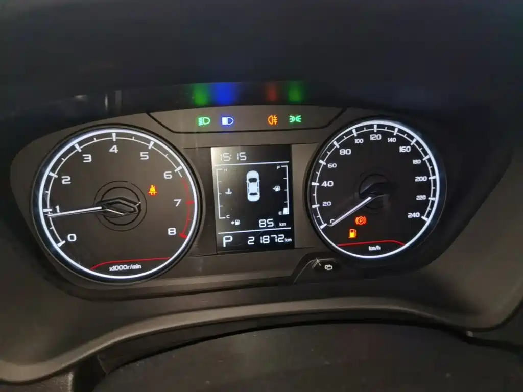 Geely Vision X3 — миниатюра 12