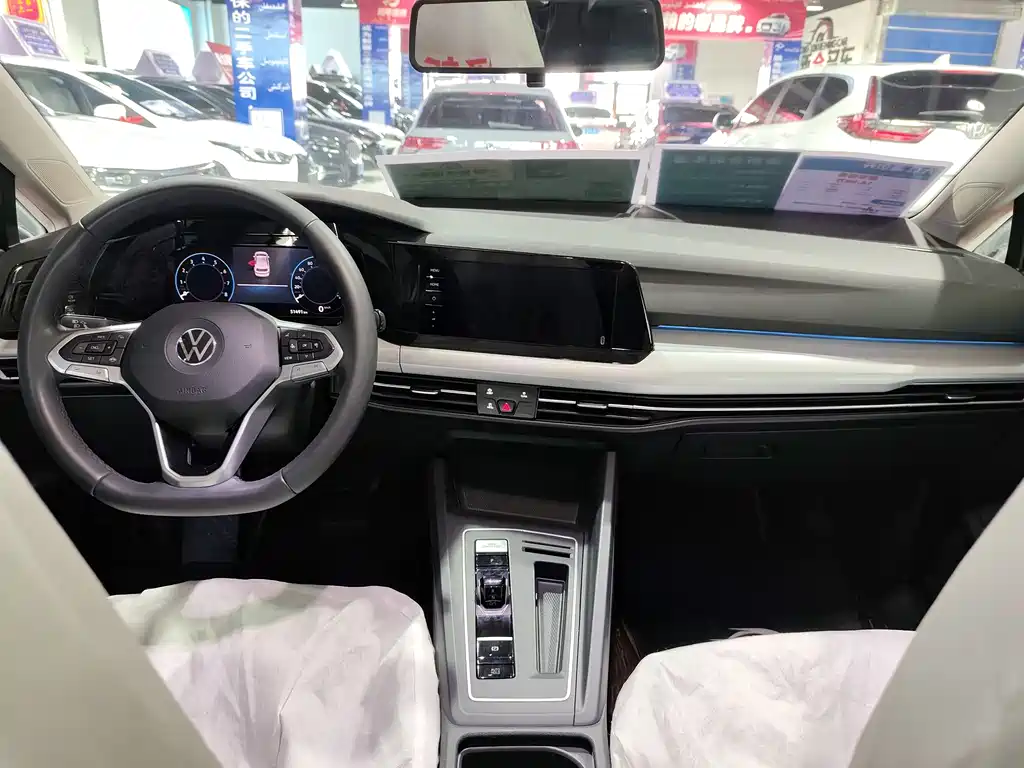 Volkswagen Golf 2021 280TSI DSG Pro