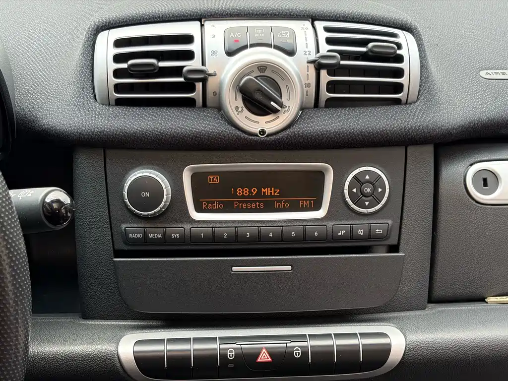 smart Smart Fortwo — миниатюра 13