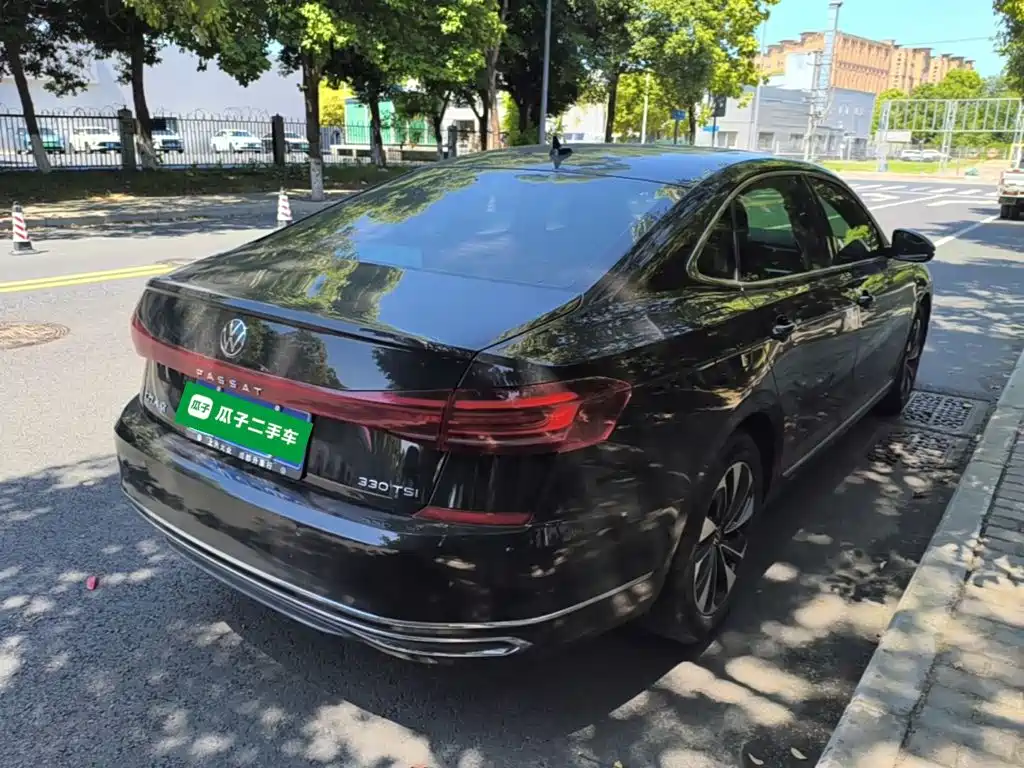 Volkswagen Passat — миниатюра 7