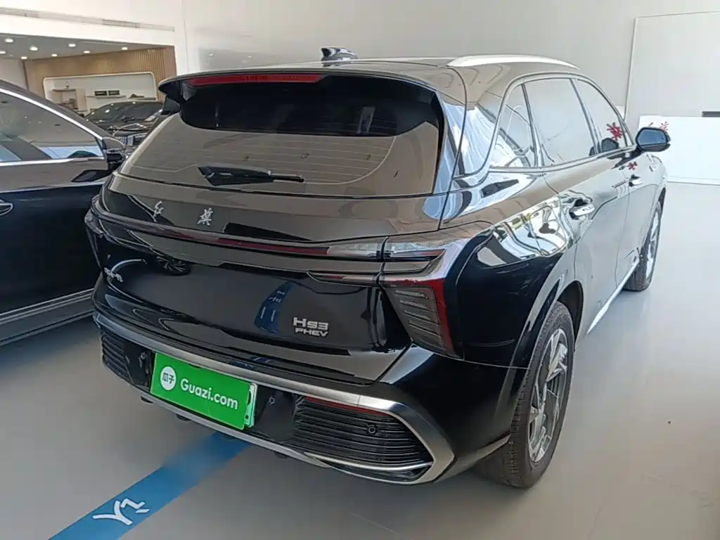 Hongqi Hongqi HS3 PHEV — миниатюра 7