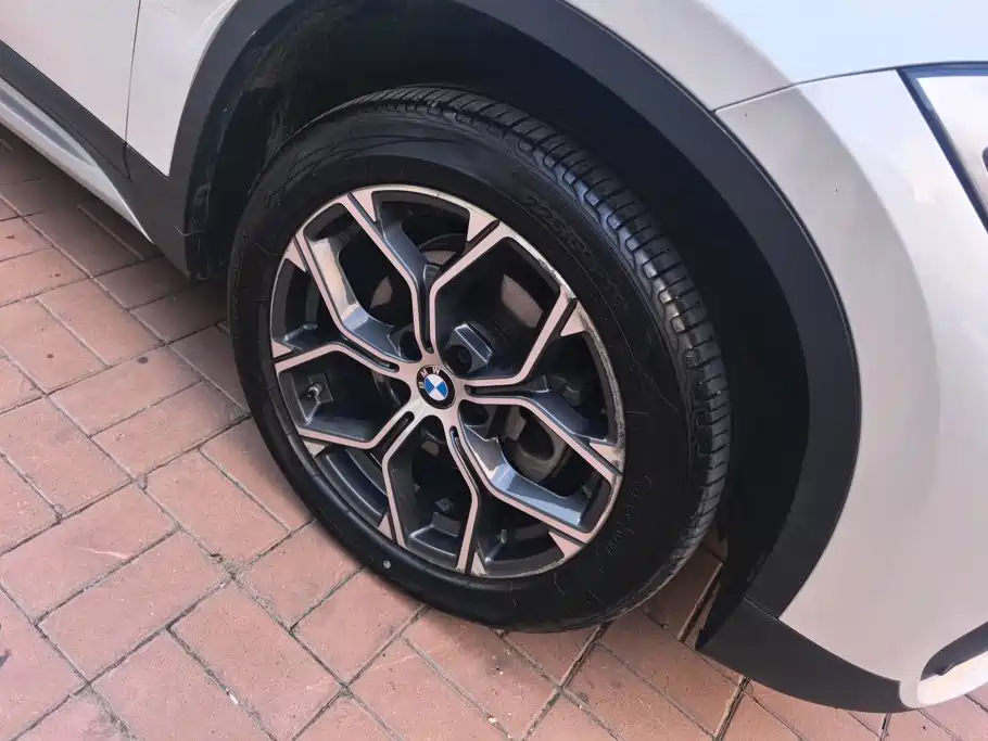 BMW X1 — миниатюра 6