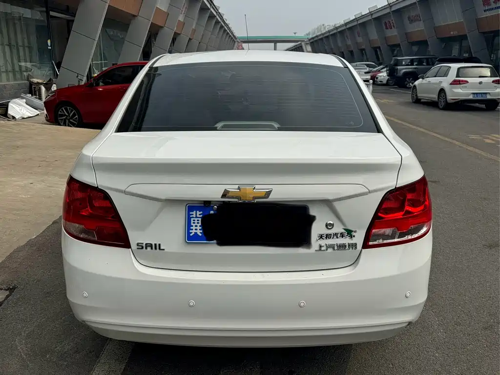 Chevrolet Sail — миниатюра 9