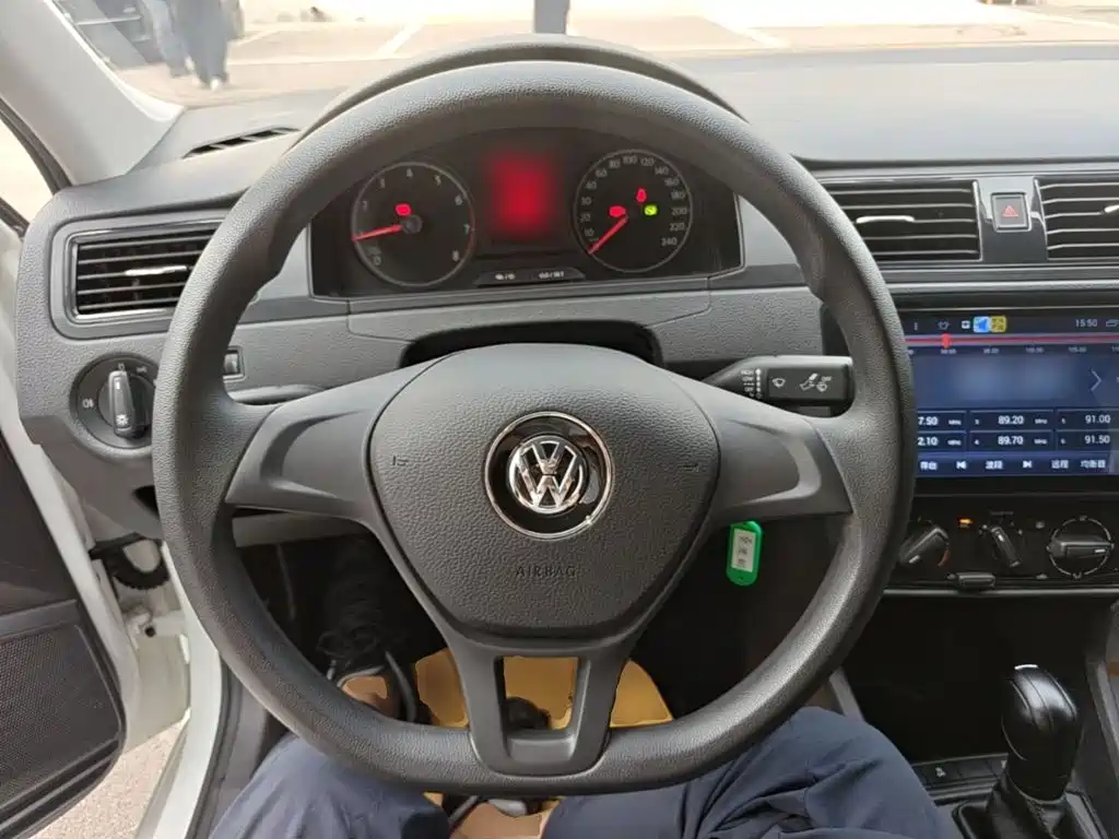 Volkswagen Santana — миниатюра 11