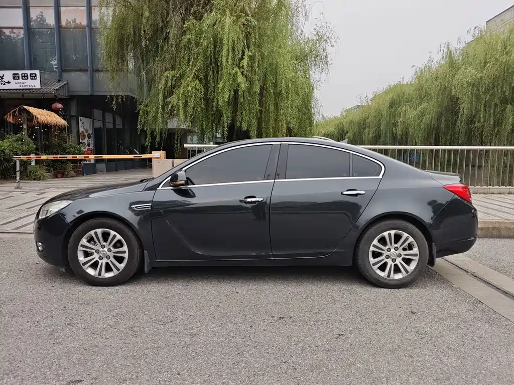 Buick Regal — миниатюра 8