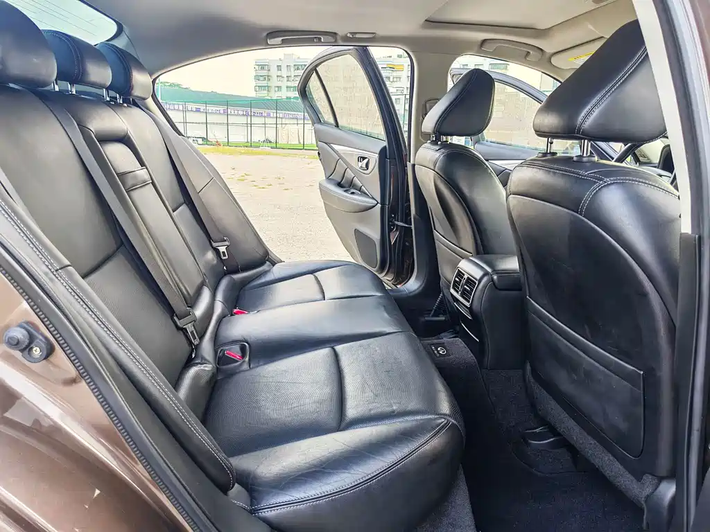 Infiniti Q50 — миниатюра 7