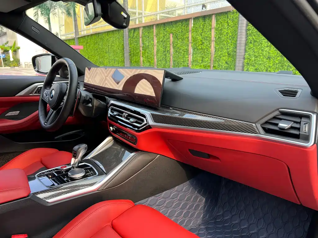 BMW M4 — миниатюра 11