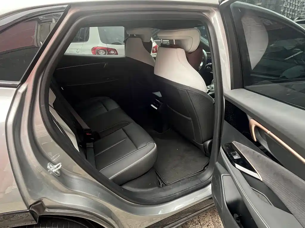 Buick E4 — миниатюра 3