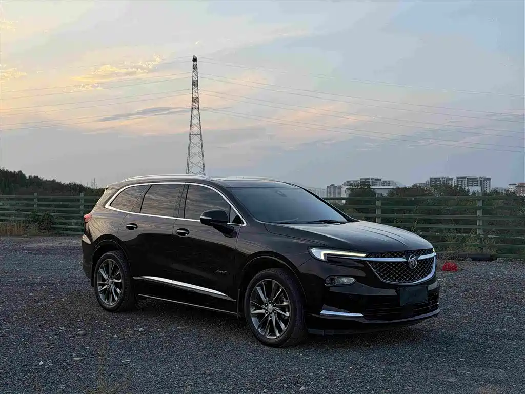 Buick Enclave — миниатюра 3