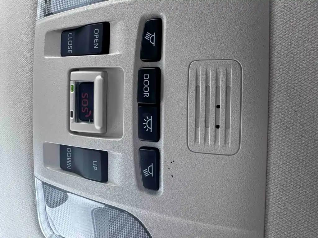 Toyota Corolla — миниатюра 14