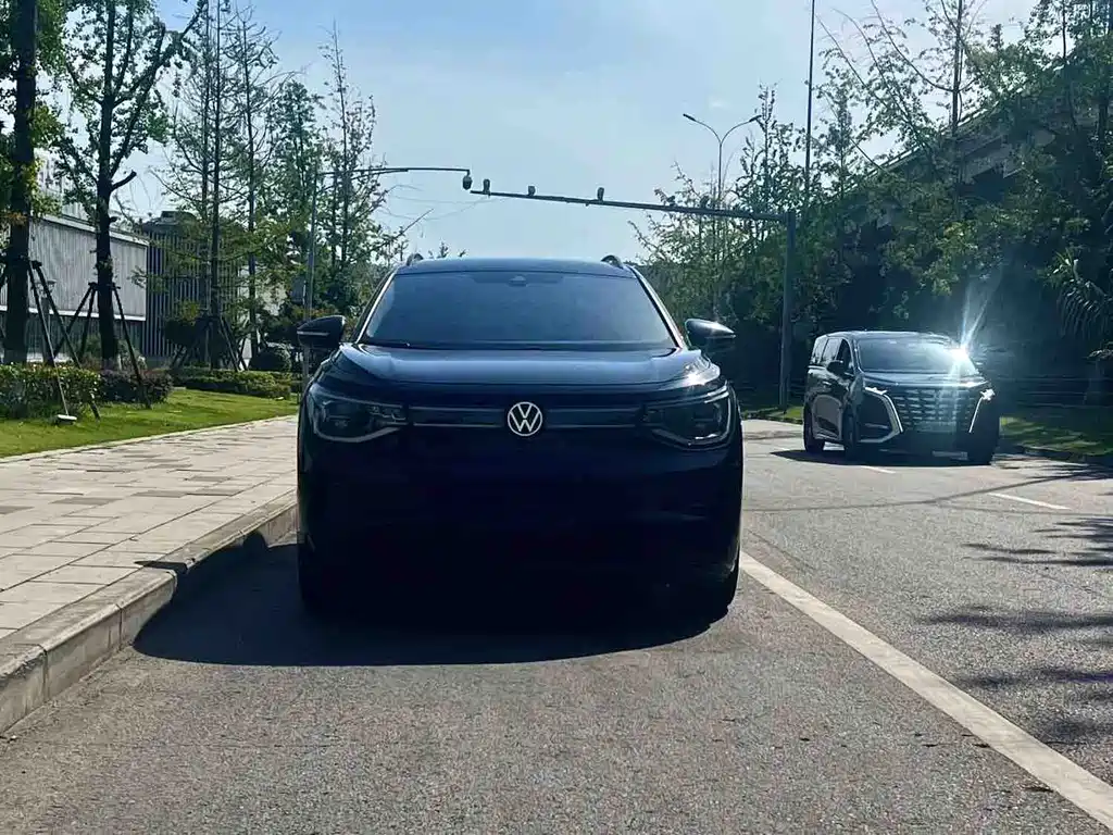 Volkswagen ID.6 X — миниатюра 2