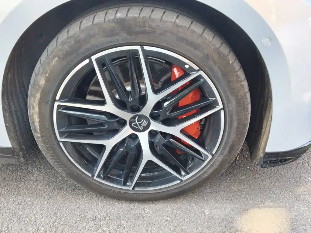 BYD Han L — миниатюра 8