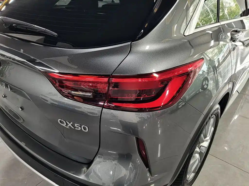 Infiniti QX50 — миниатюра 8