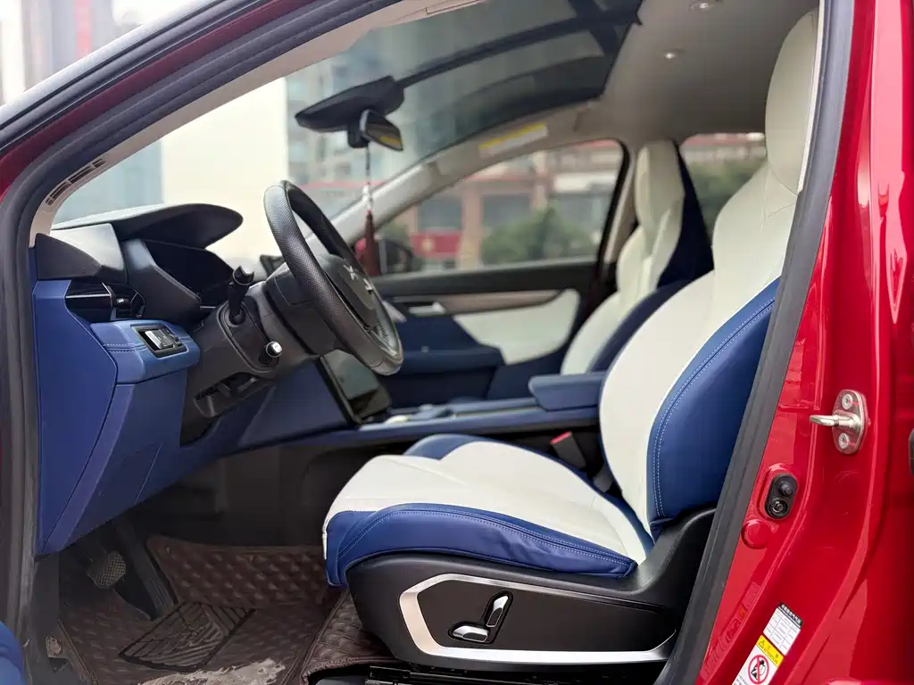 XPeng G3 — миниатюра 10