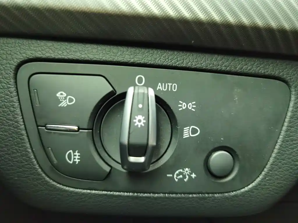 Audi Q5L — миниатюра 21
