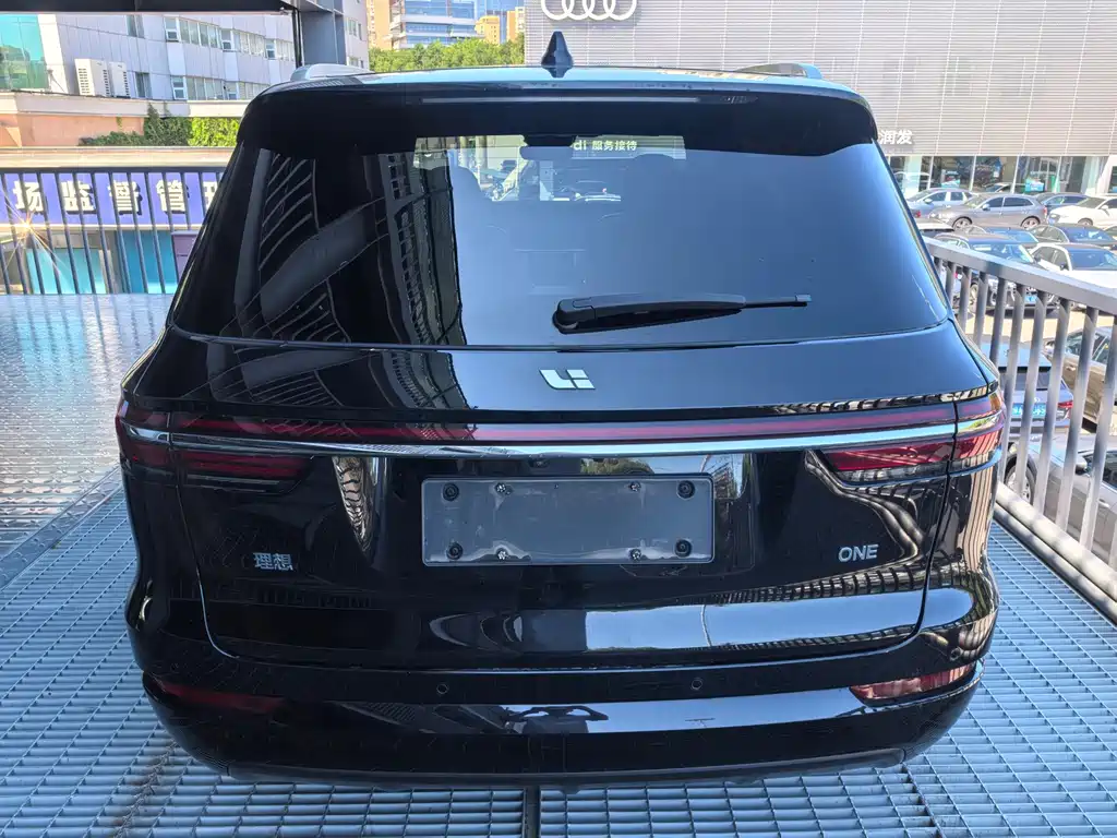 Li Auto Li ONE — миниатюра 4