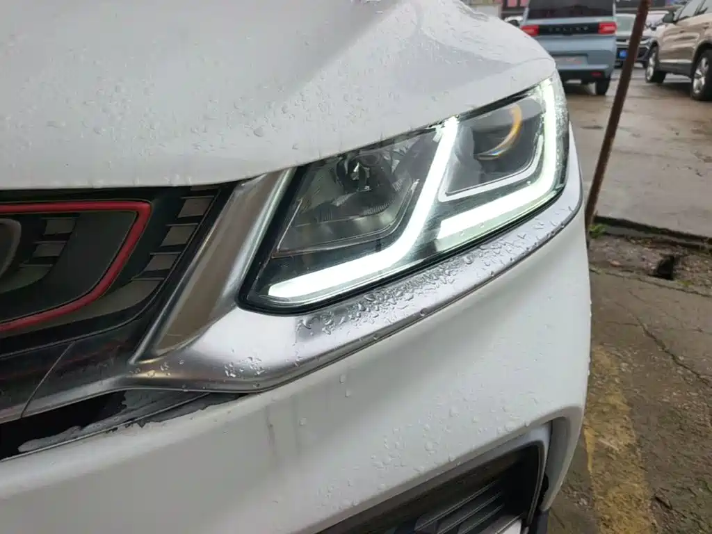 Geely Binyue — миниатюра 24