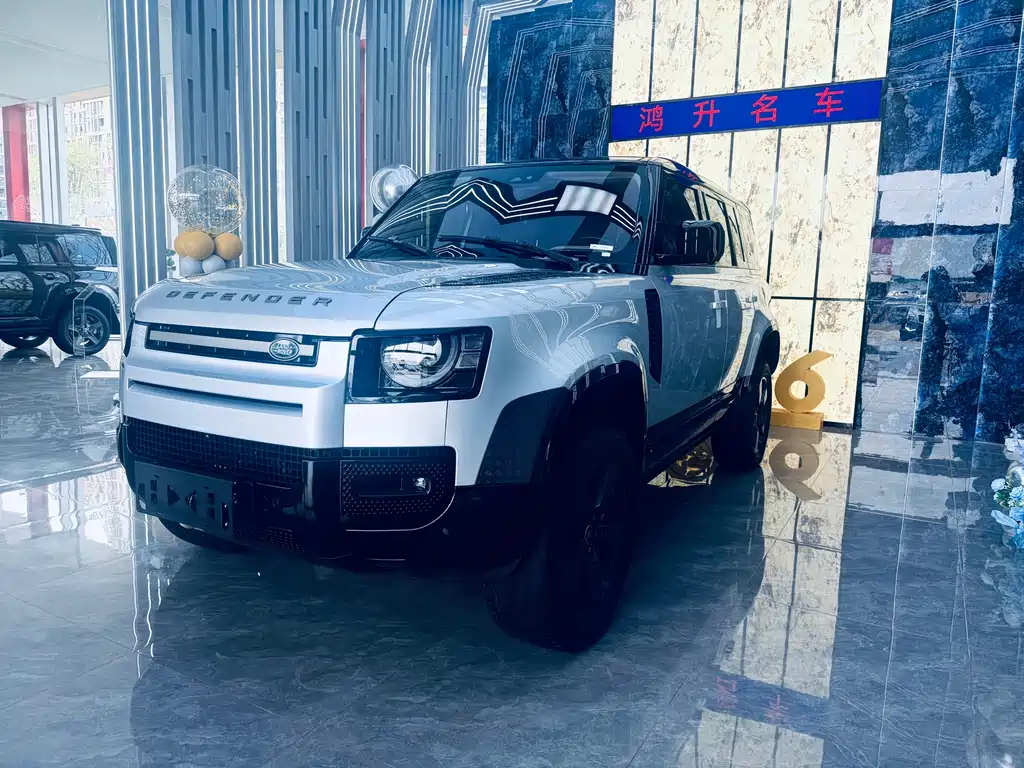Land Rover Defender 2021