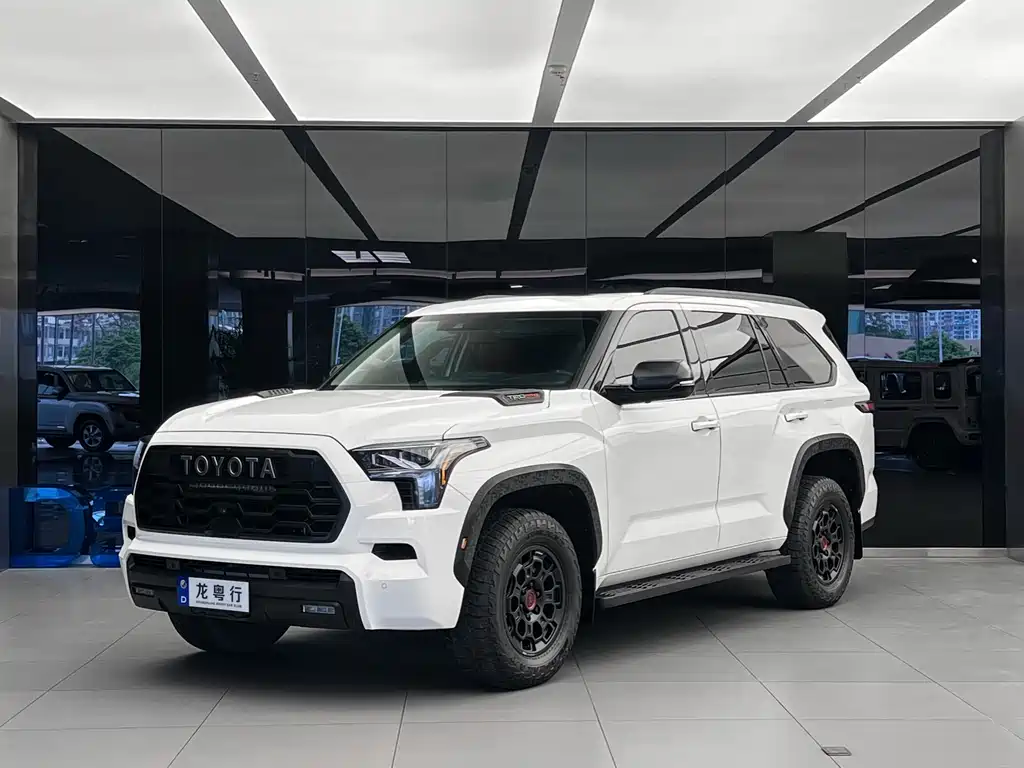 Toyota Sequoia 2023