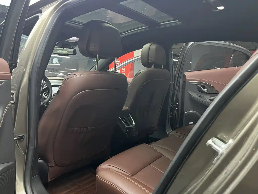 Buick LaCrosse — миниатюра 21