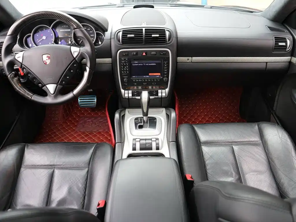 Porsche Cayenne — миниатюра 7