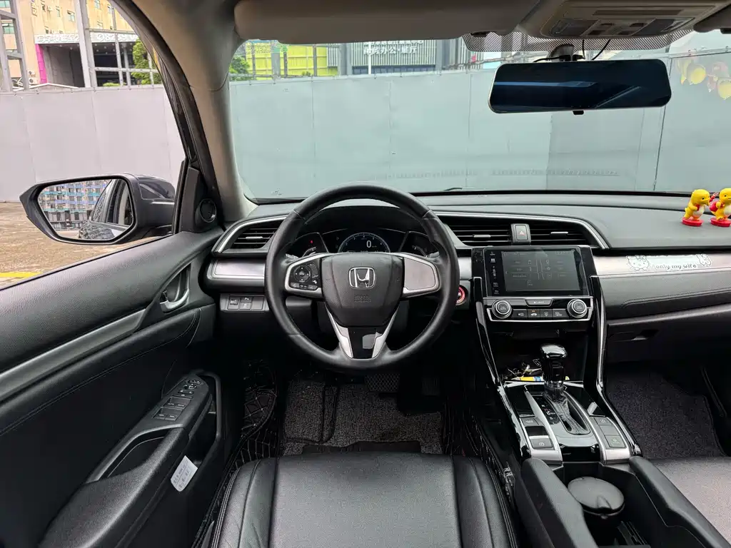 Honda Civic — миниатюра 5