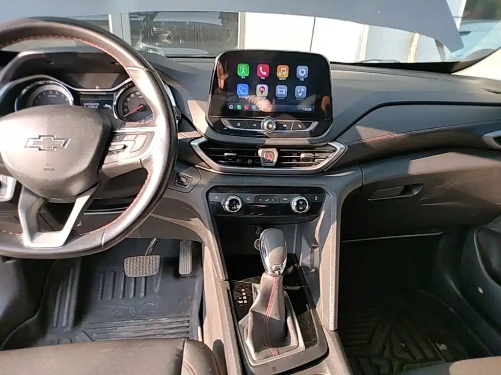 Chevrolet Volando — миниатюра 13