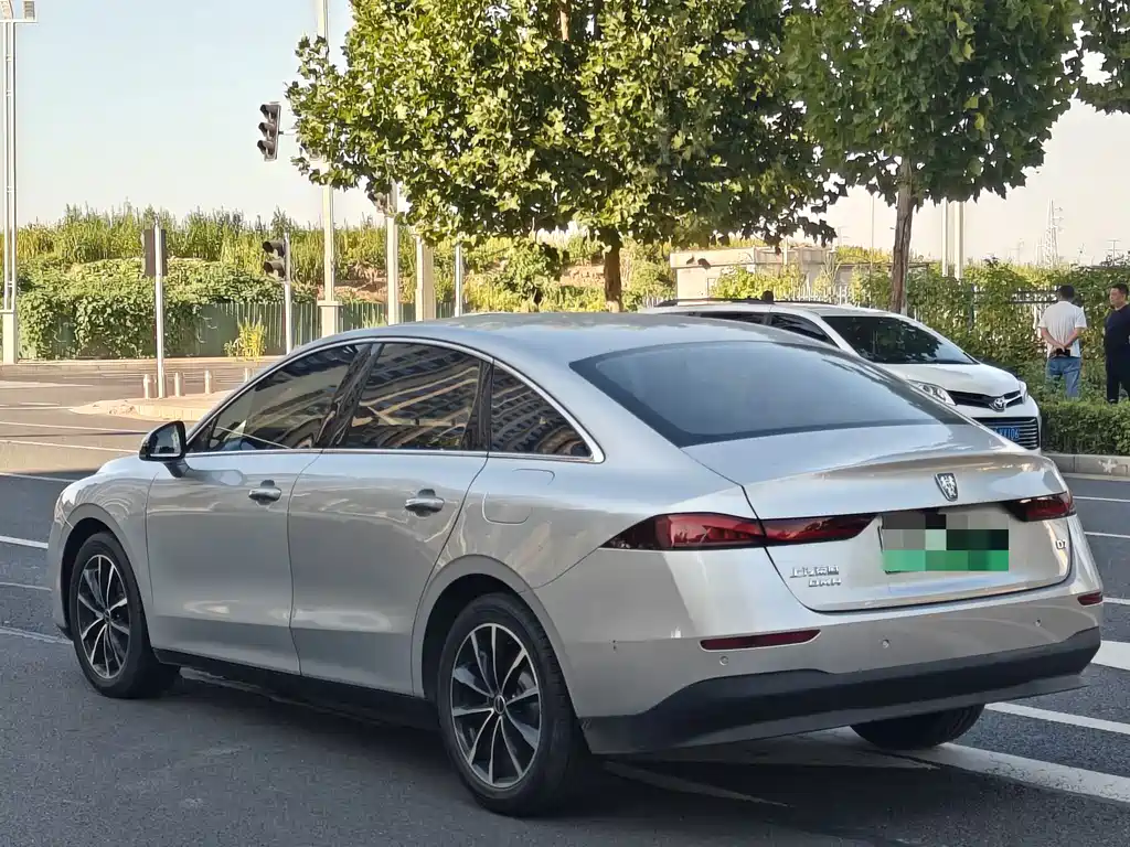 Roewe D7 — миниатюра 10