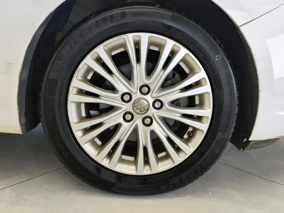 Buick Excelle — миниатюра 6