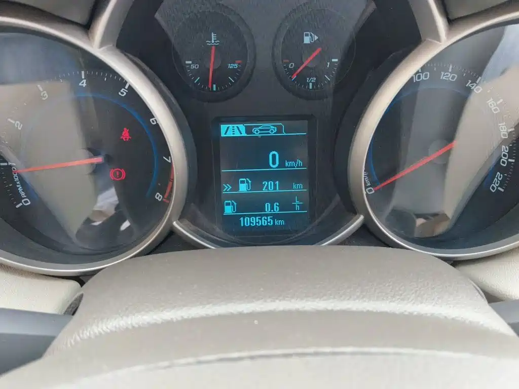 Chevrolet Cruze — миниатюра 13
