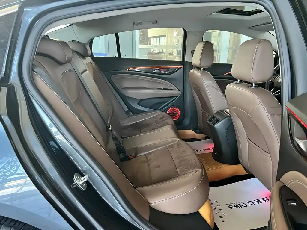 Buick Regal — миниатюра 5