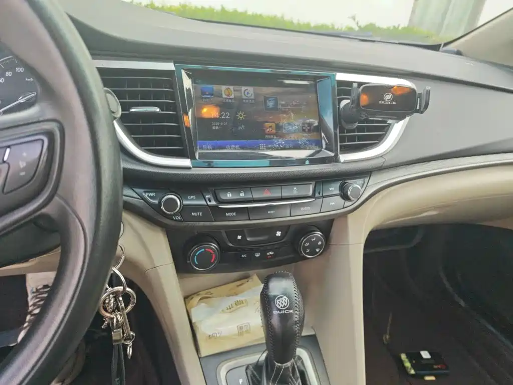 Buick Excelle — миниатюра 10