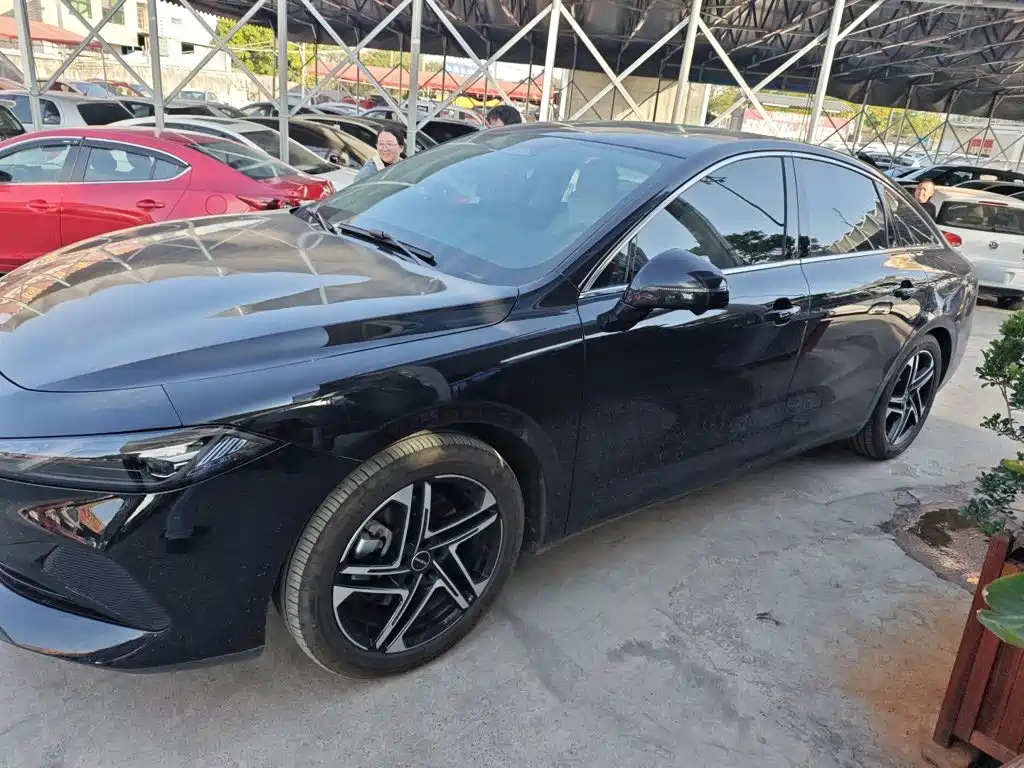 Roewe D7 — миниатюра 5