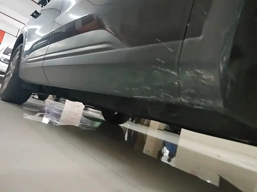 Ford Edge — миниатюра 21