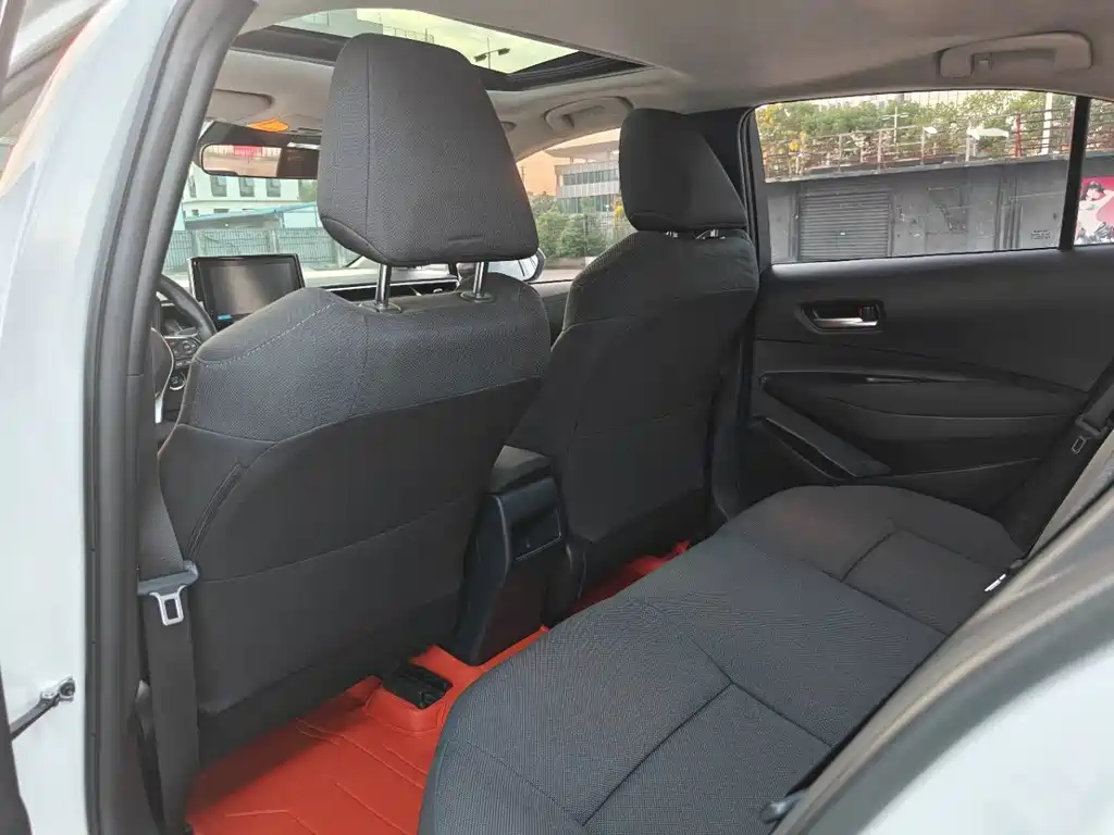 Toyota Corolla — миниатюра 10
