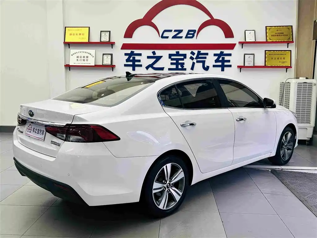 Kia K4 — миниатюра 6