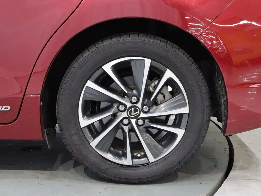 Lexus CT — миниатюра 21