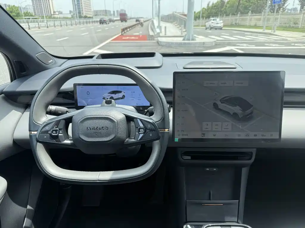 Lynk & Co Z20 — миниатюра 12