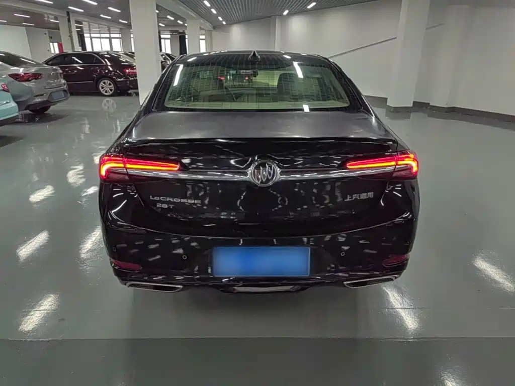Buick LaCrosse — миниатюра 6
