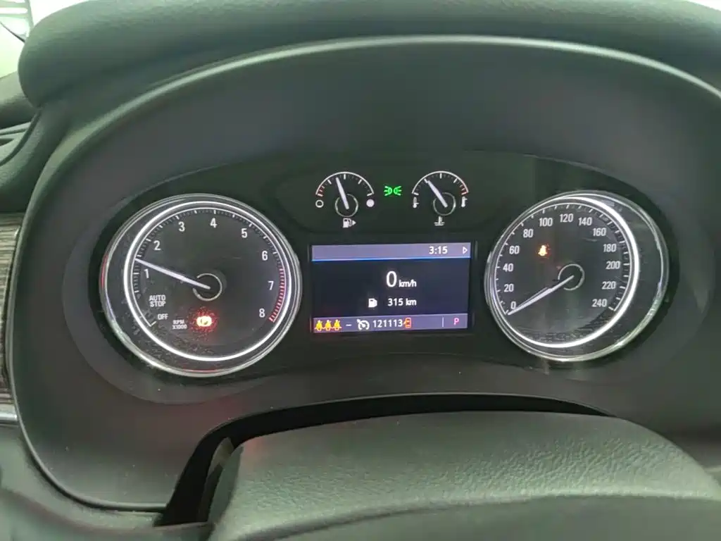 Buick LaCrosse — миниатюра 12