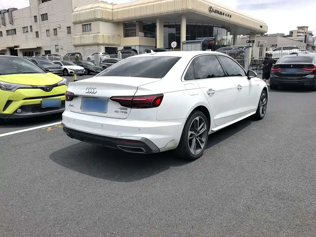 Audi A4L — миниатюра 5