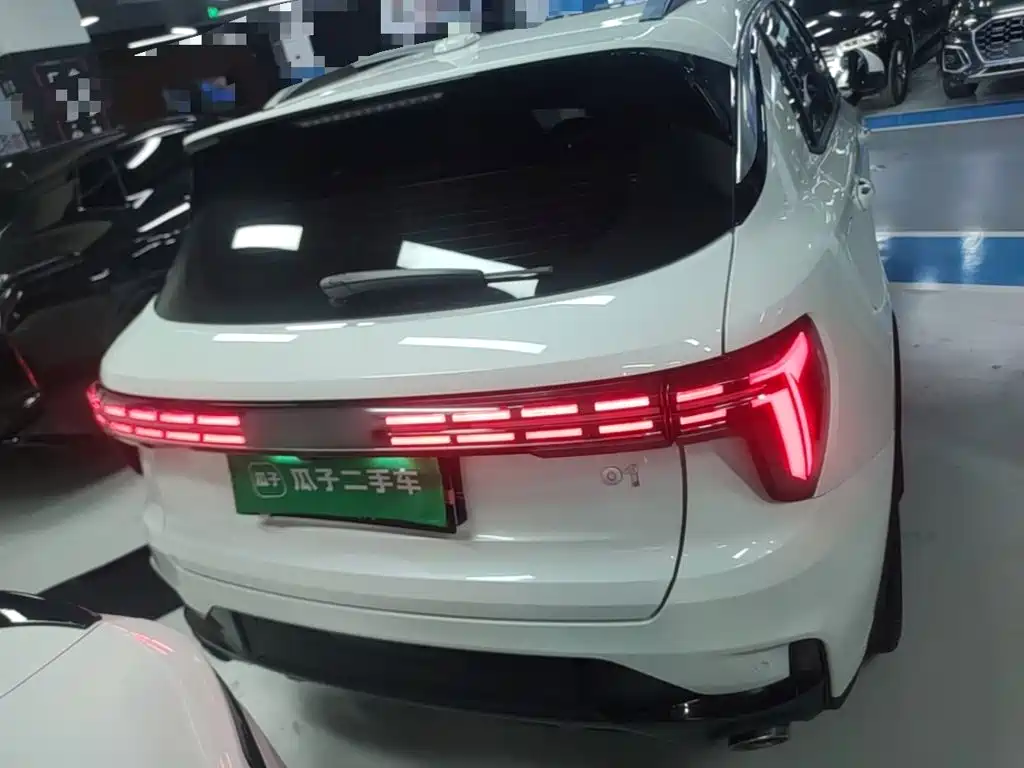 Lynk & Co 01 — миниатюра 6