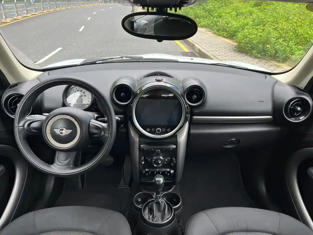 MINI Mini Countryman — миниатюра 7