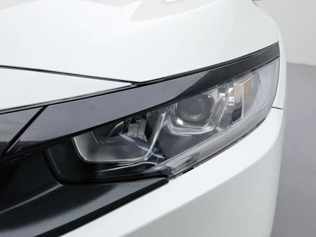 Honda Civic — миниатюра 7