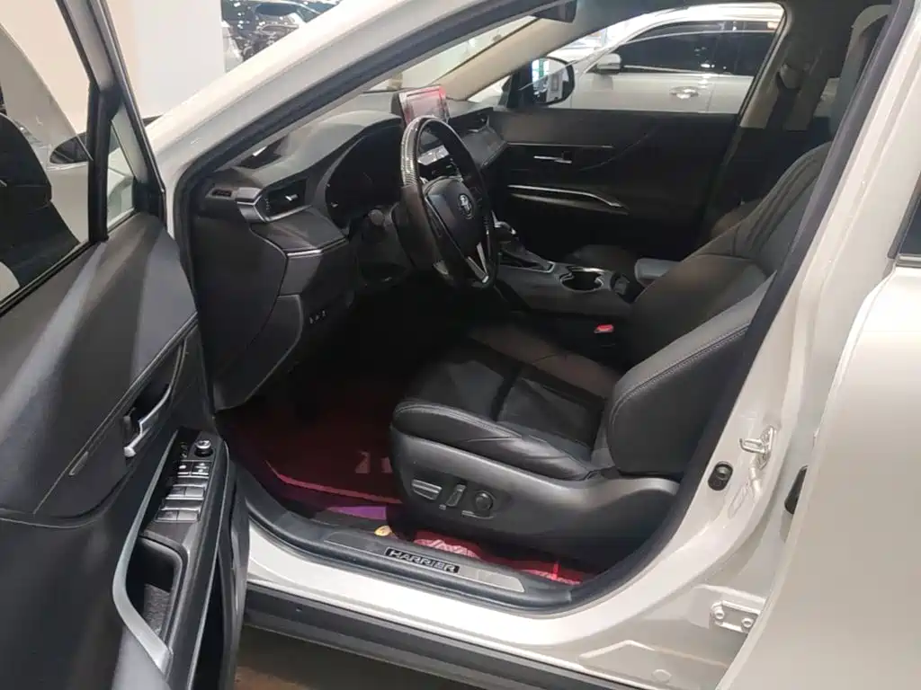 Toyota Harrier — миниатюра 16