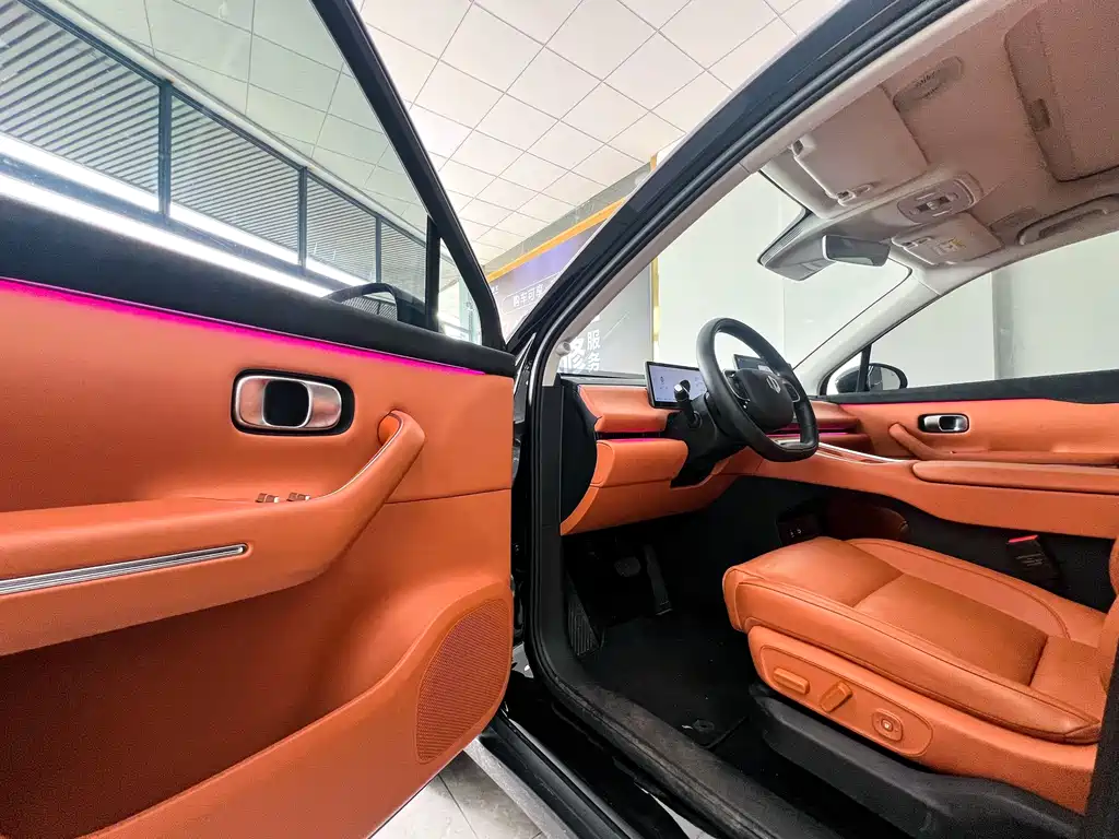 Leapmotor C16 2026 280 6 мест