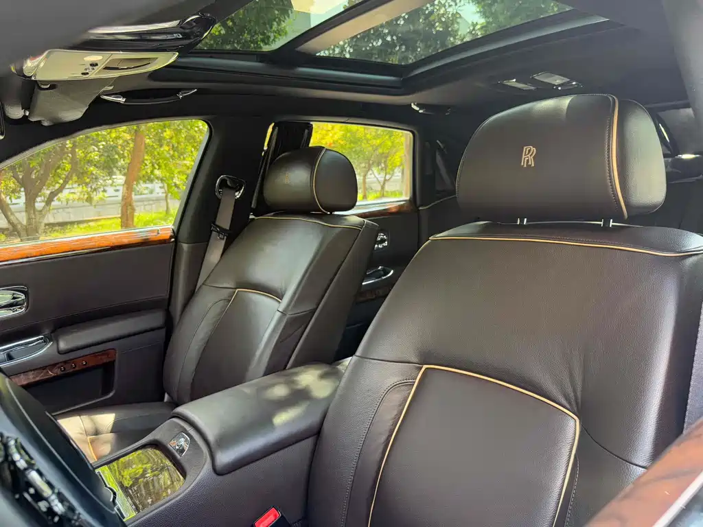 Rolls-Royce Ghost — миниатюра 18