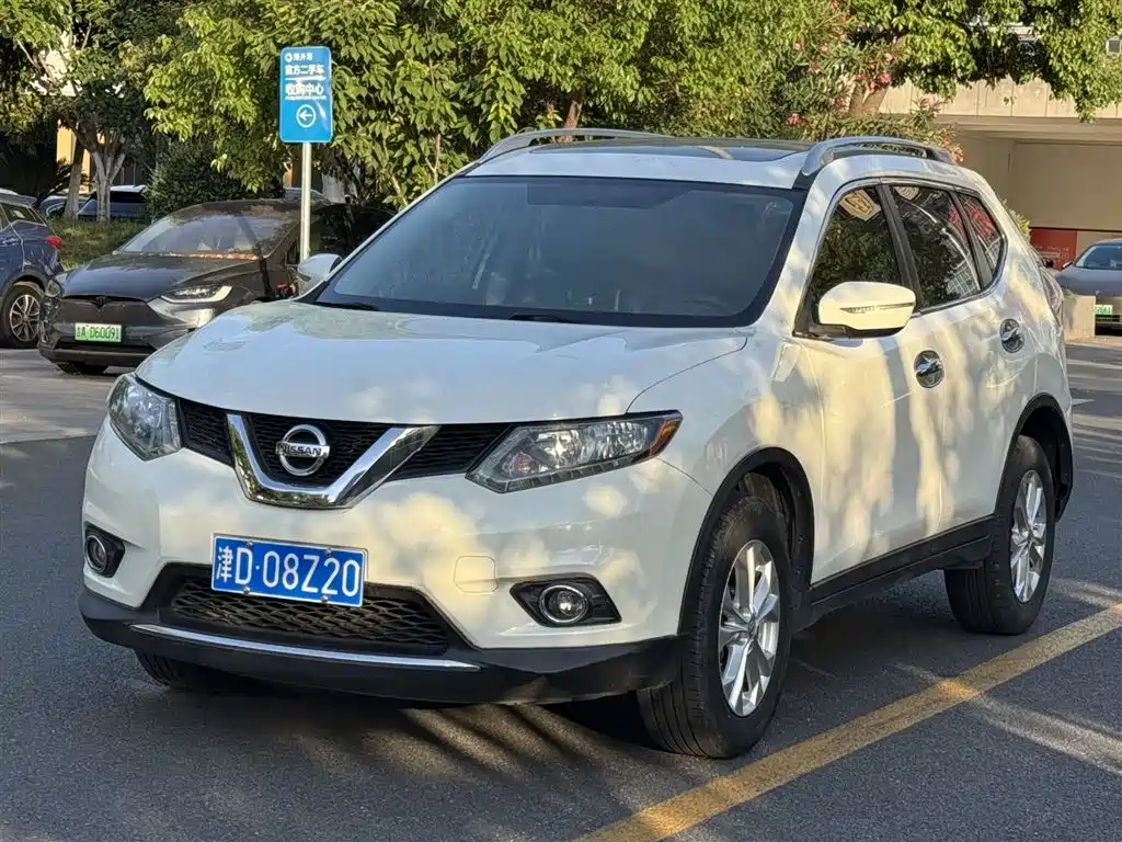 Nissan X-Trail 2015